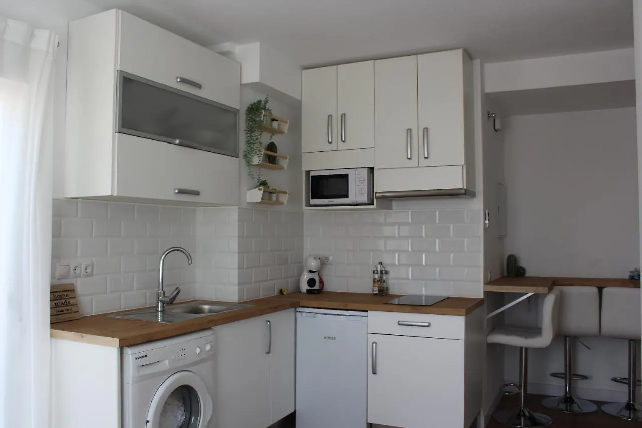Apartamento Beautiful Brand New 2 Bedroom Flat With Terrace Málaga